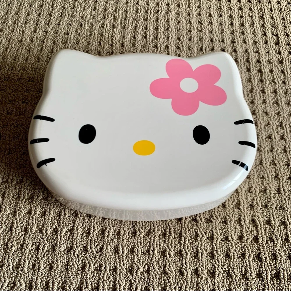Hello Kitty Container - Picture 2 of 4